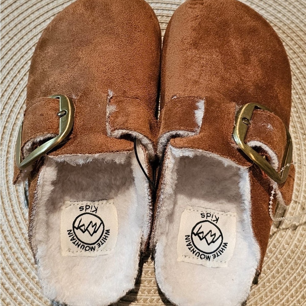 White Mountain Kids Brown Suede Slippers Size 13 - Picture 4 of 4